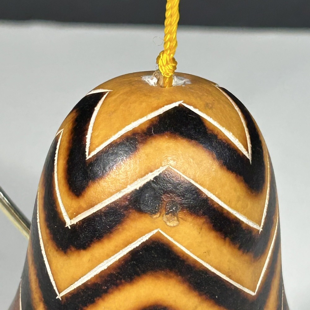 Vintage Carved Painted Gourd Nativity Scene Folk Art Christmas Ornament Ecuador - Picture 3 of 9